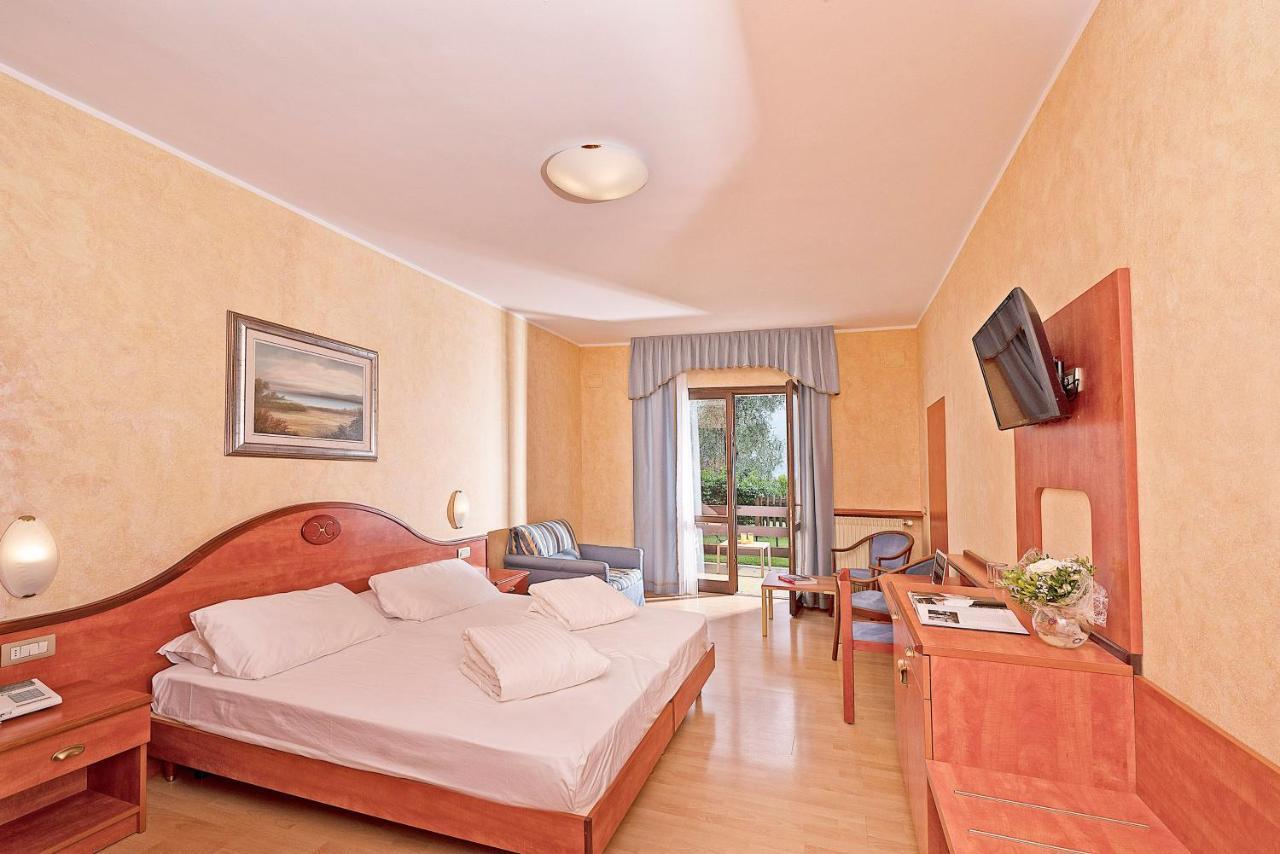 Caravel Hotel Limone sul Garda