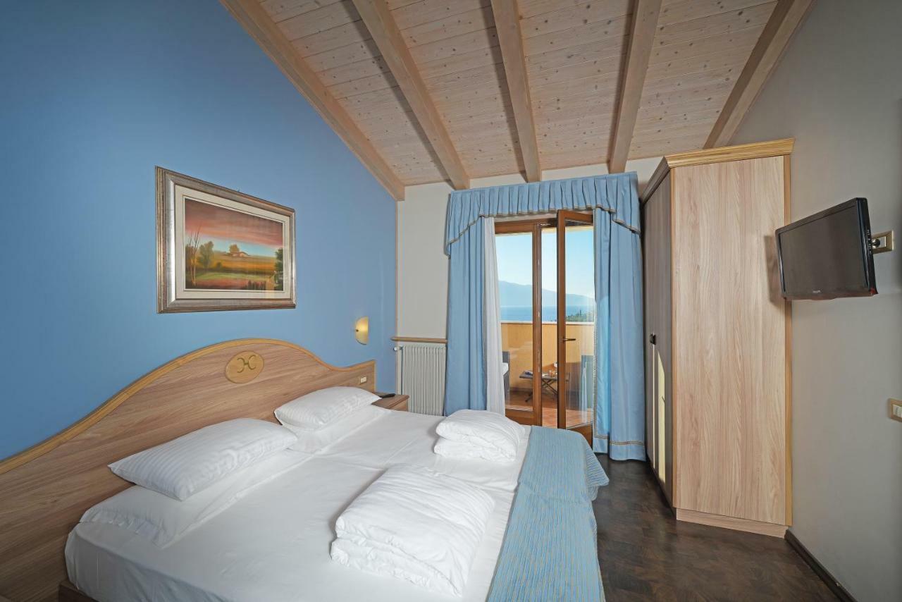 Caravel Hotel Limone sul Garda