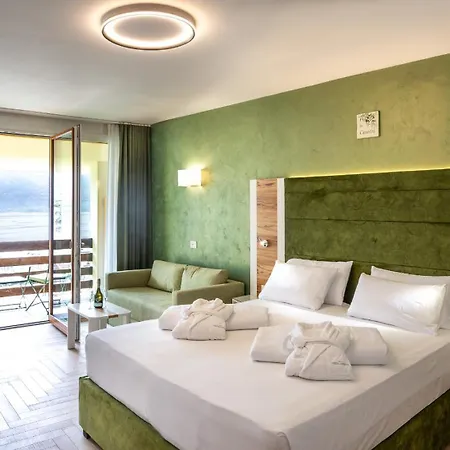Hotel Caravel Limone sul Garda Exterior photo