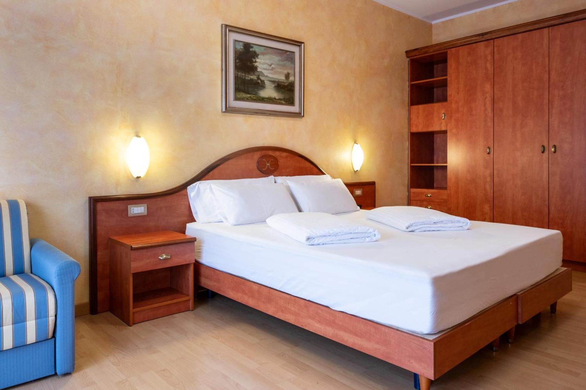 Caravel Limone sul Garda